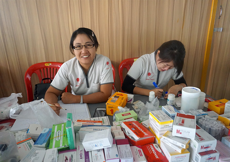 2日で300人以上の外来診察！Htee Saungで巡回診療を行いました。
