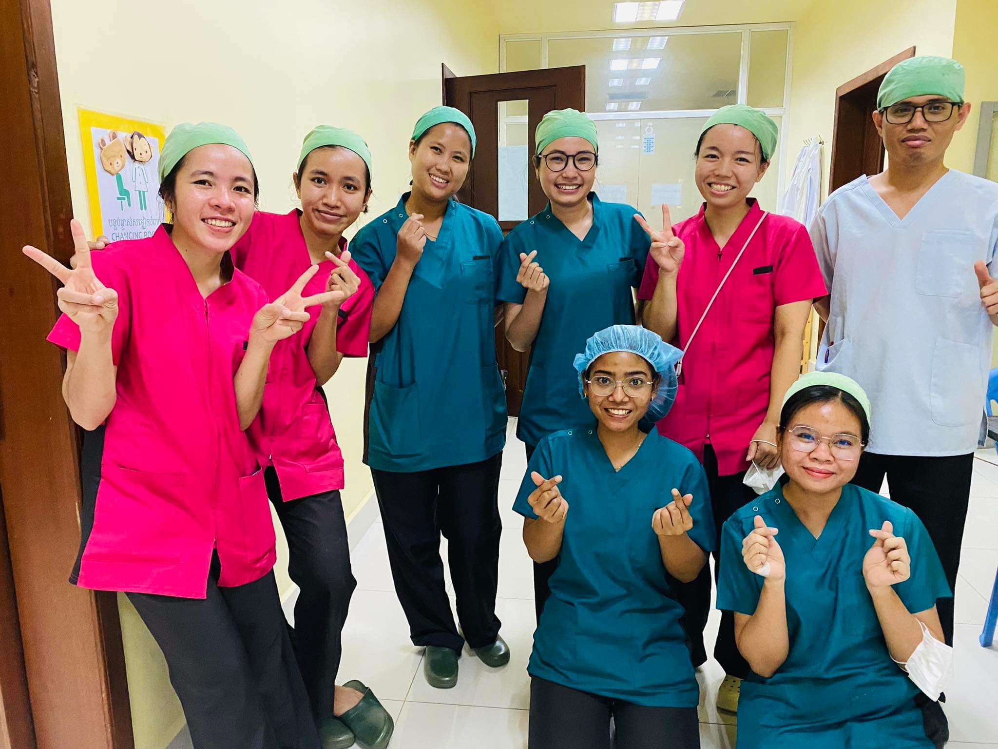 手術室の緊張感が育む連携と学び…言語の壁を超えて