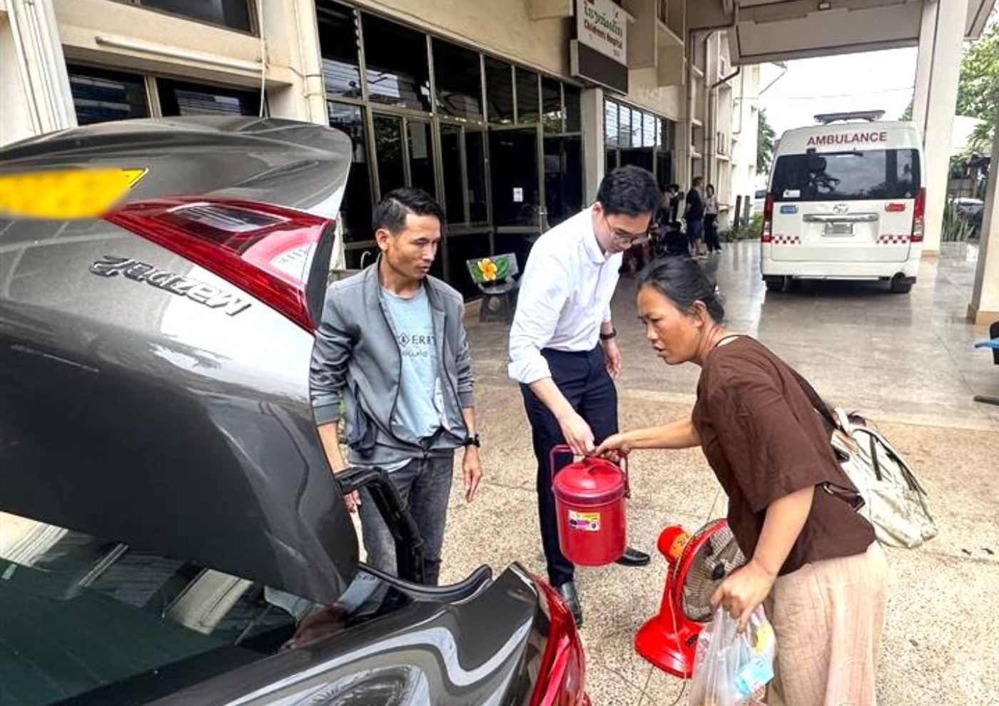 険しい道のりの先にある笑顔を守るために。ラオス小児がん支援の現場から