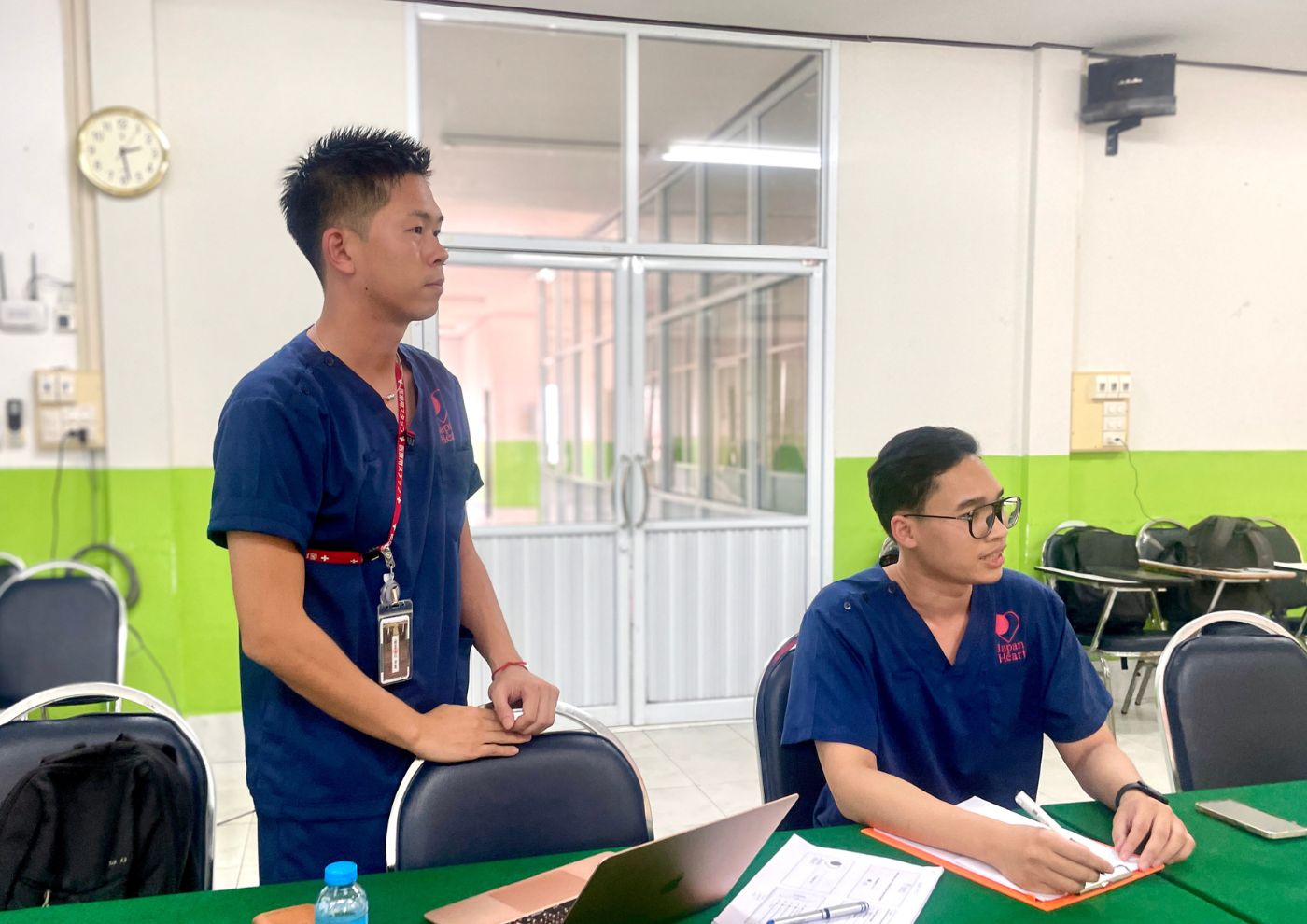 険しい道のりの先にある笑顔を守るために。ラオス小児がん支援の現場から